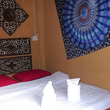 Pho Rak Nah Pai Hotel Quarto foto